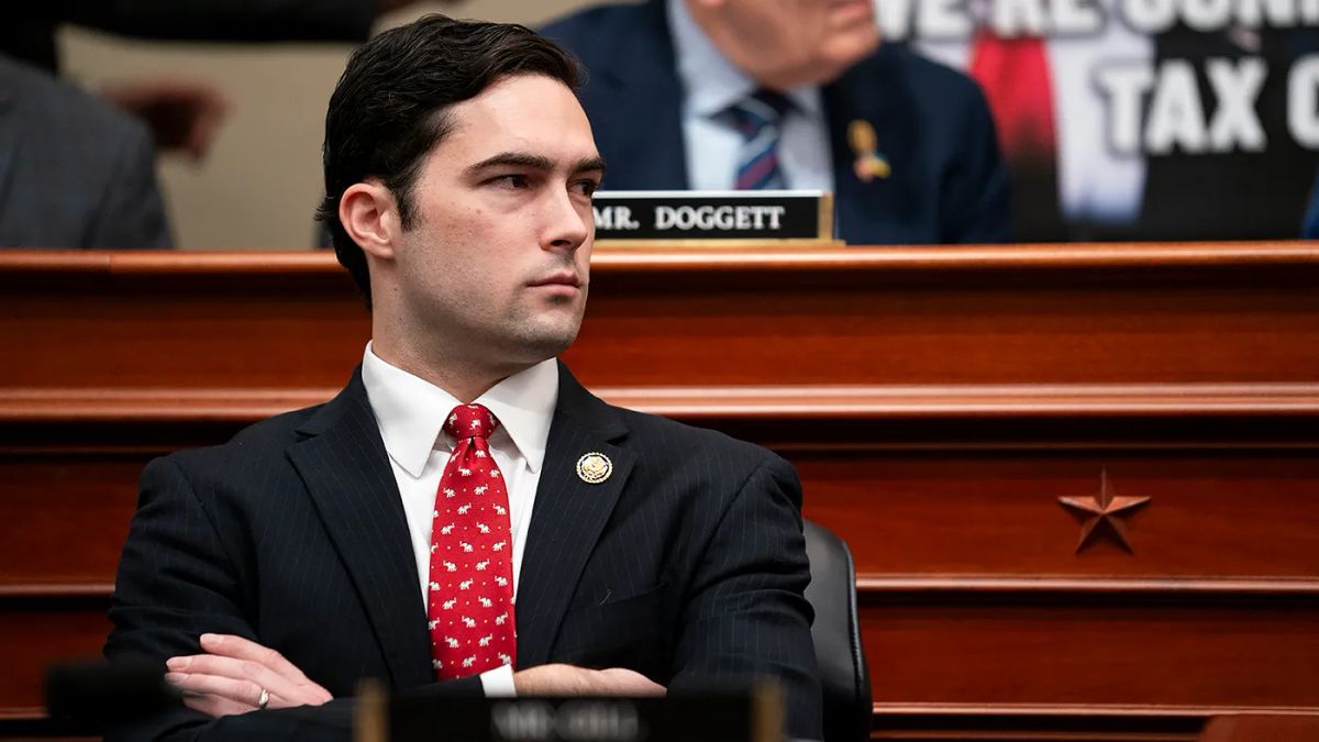 مشکلات قانونی برای نماینده کنگره و حامی ترامپ به دلیل معاملات بیت کوین