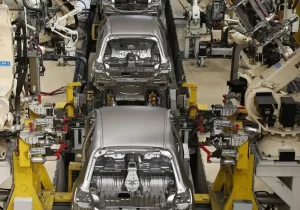 وزارت صمت فهرست جدید قیمت‌ها را به خودروسازان ابلاغ کرد