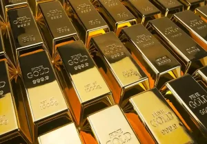 نوسانات قیمت جهانی طلا در روز سه‌شنبه، ۱۳ خرداد ماه