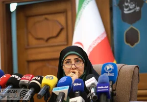 وزارت راه خبر استعفای فرزانه صادق را رد کرد.