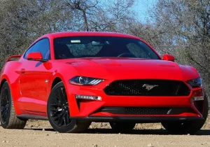 نوستالژی در آینده: فورد موستانگ ۲۰۲۶ با طراحی کلاسیک و رویکردی مدرن