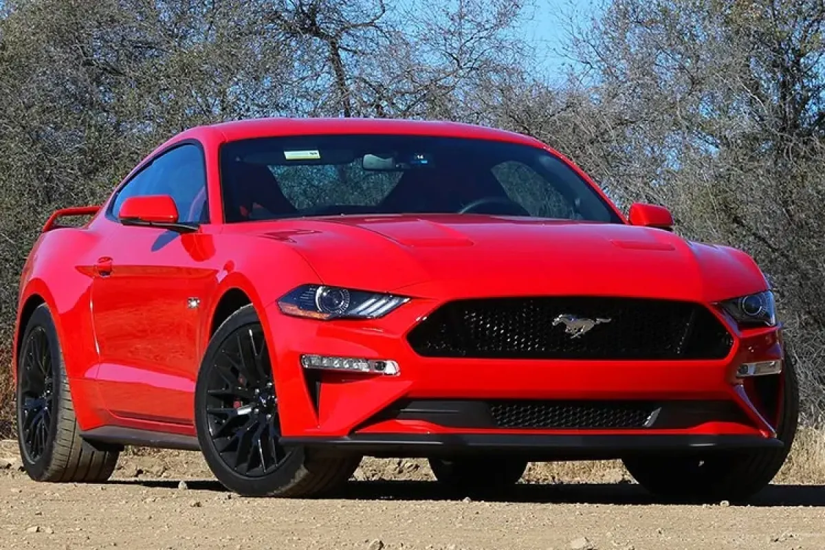 نوستالژی در آینده: فورد موستانگ ۲۰۲۶ با طراحی کلاسیک و رویکردی مدرن