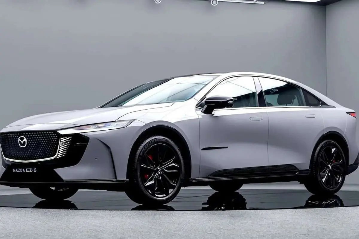 “معرفی مزدا EZ-6: سدانی مدرن با طراحی دینامیک و دوستدار محیط‌زیست”