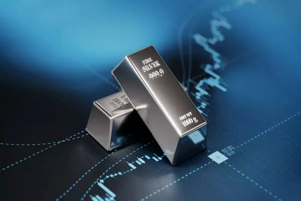 کاهش قیمت نقره در بازار امروز سه‌شنبه ۲۰ خرداد ۱۴۰۴: افت ۱۰۰۰ تومانی ثبت شد